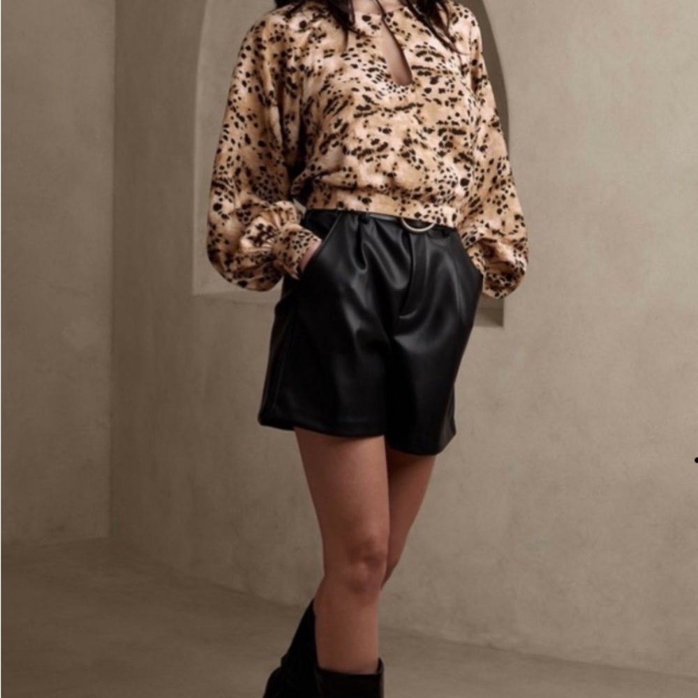 Banana Republic Tan and Black Leopard Print Top